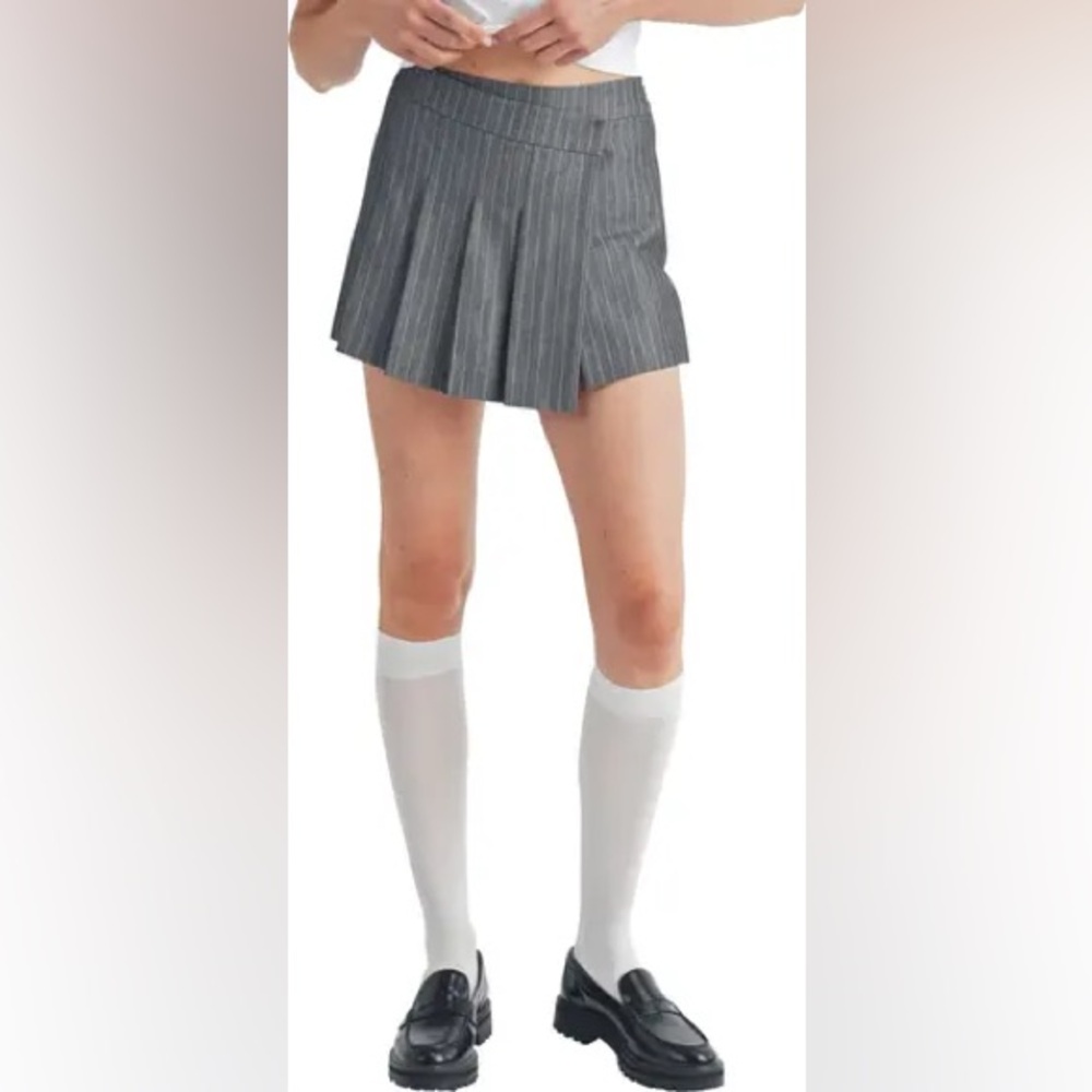 Pinstripe Pleated Skort